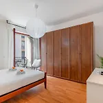 Hostly Bonaini Grand In Center Apartament Piza