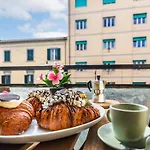 Hostly Bonaini Grand In Center Apartament Piza