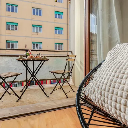 Hostly Bonaini Grand In Center Apartamento *